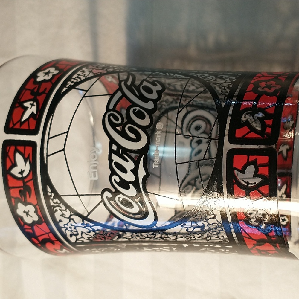 Set of 4 1970s Coca Cola Flared Red & Black Stained Tiffany Style Glasses - Picture 4 of 7